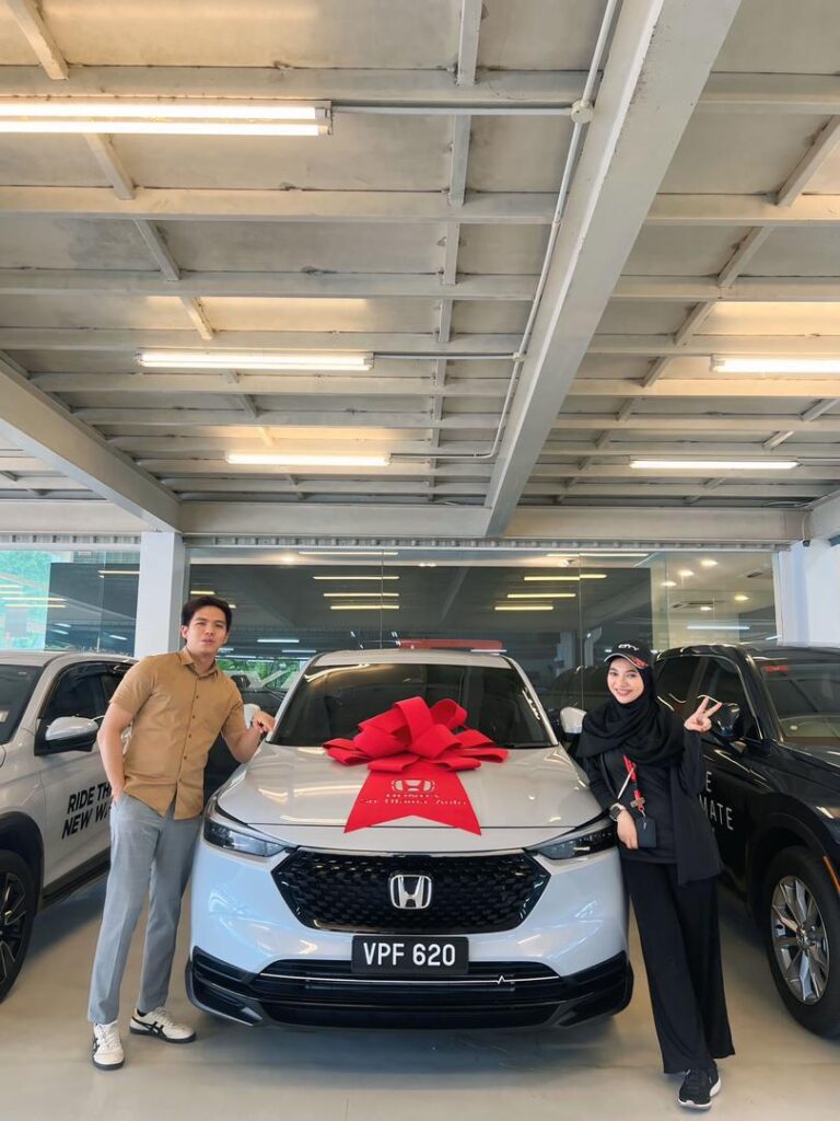 Honda happy customer delivery